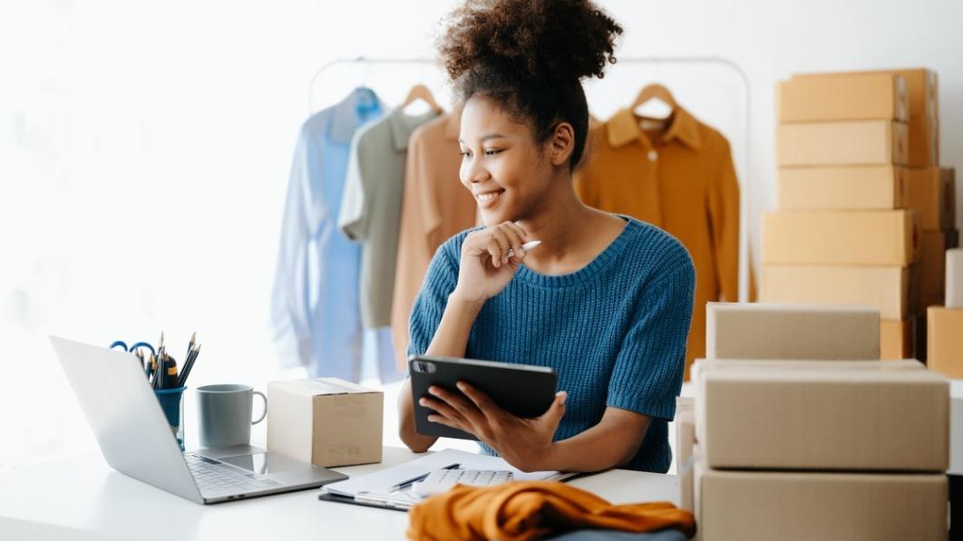 Top 10 E-Commerce Channels for SMB Sellers in the US (2025)